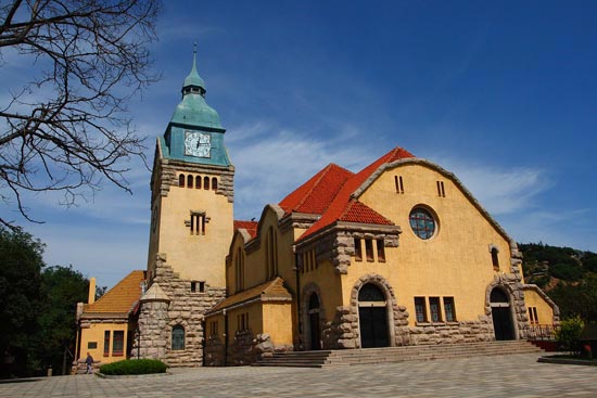 江苏路基督教堂